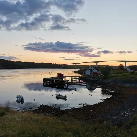 Sokkelleilighet Rett Ved Saltstraumen * בודו