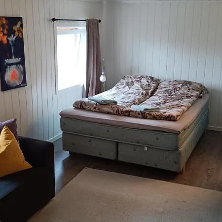 Sokkelleilighet Rett Ved Saltstraumen *